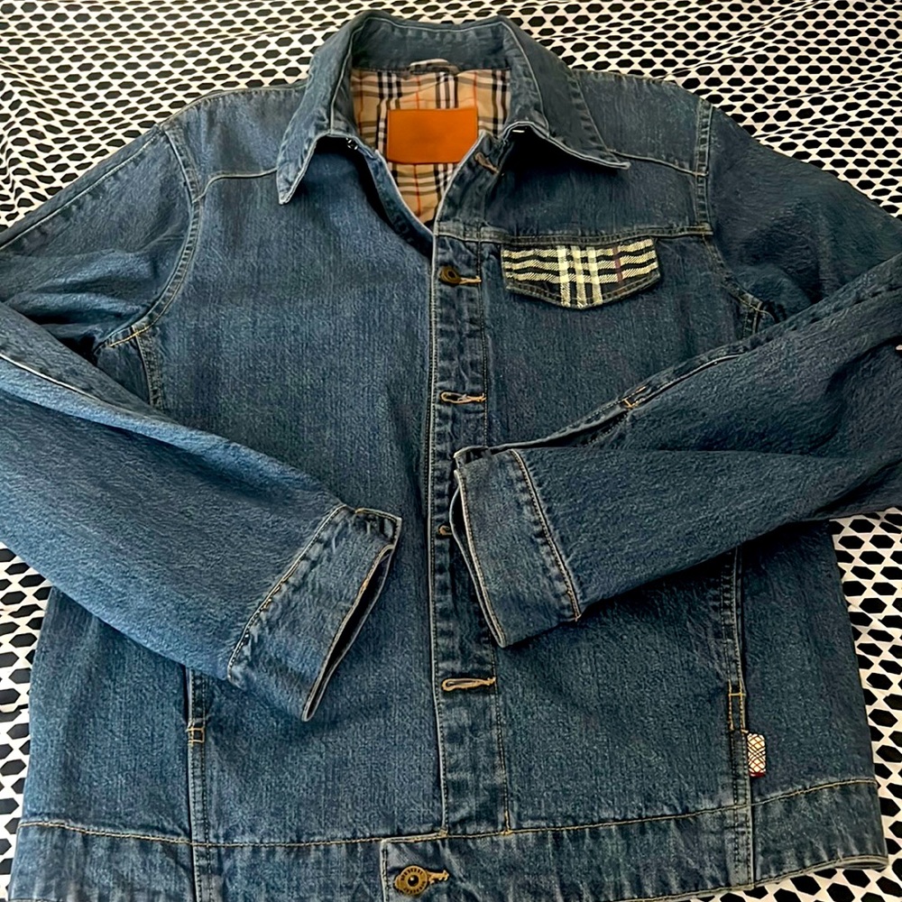 Burberry Denim Jacket size Large